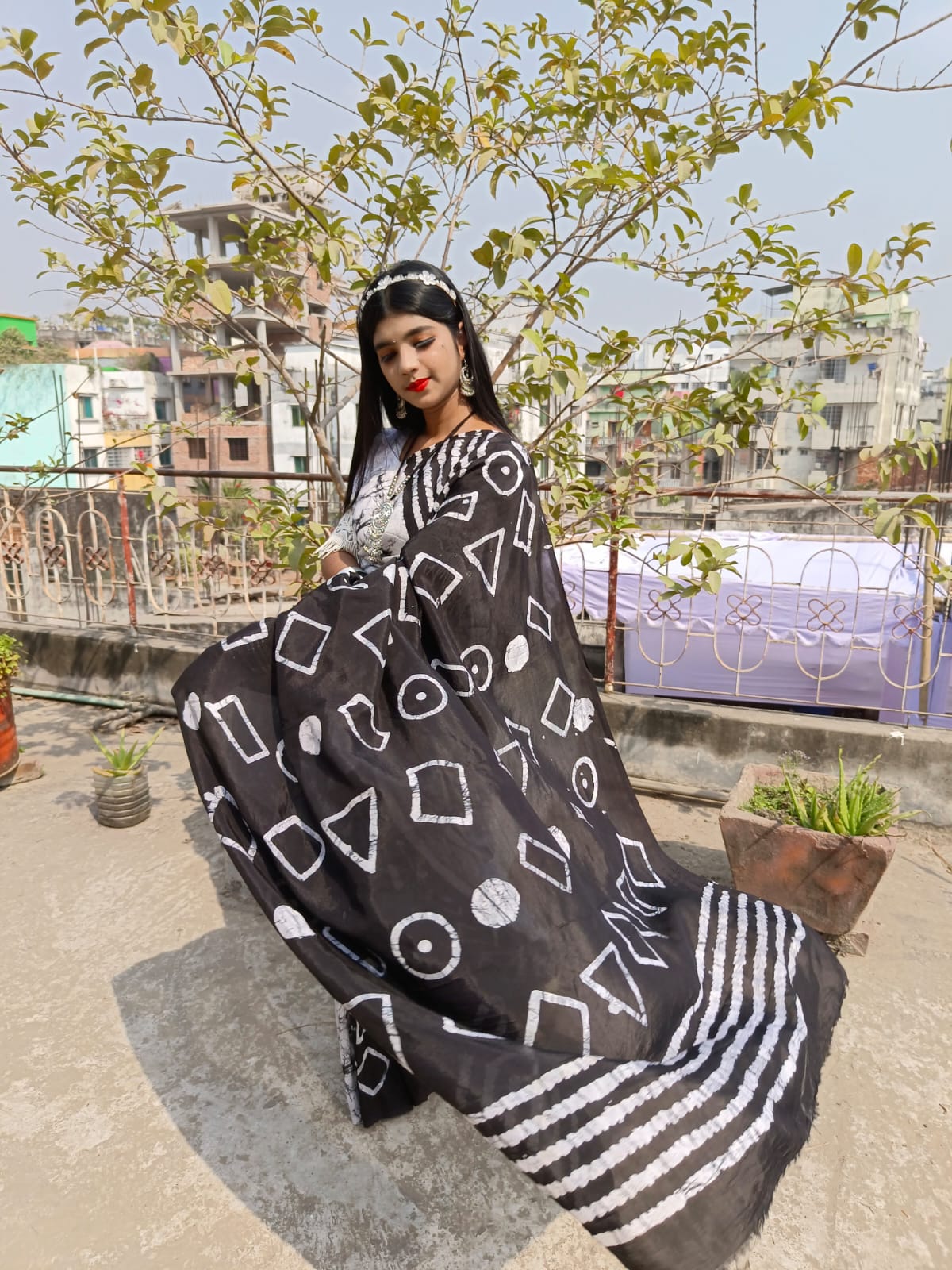 Elegant Pure Silk handcrafted Saree with Natural Dye Finish (swaag-heritage) - Image 3