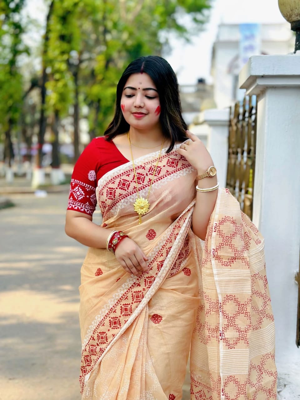 Premium Cotton Boutique Saree – Comfortable Daily & Festive Wear - Image 2