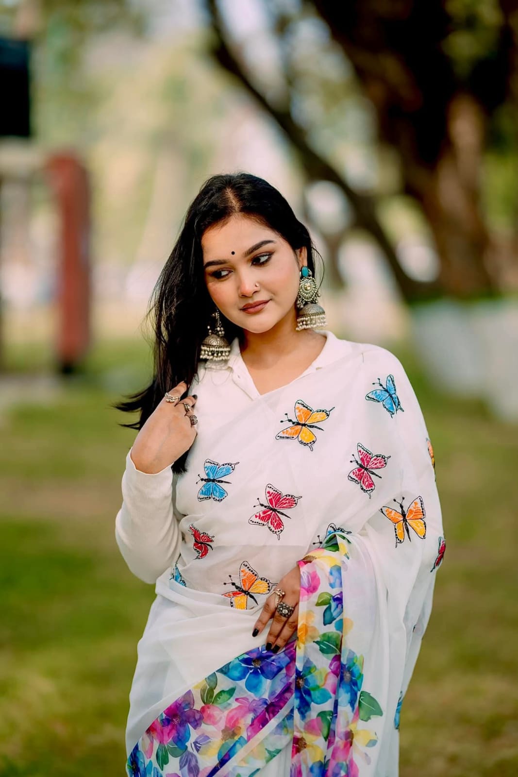 Half Silk Digital Printed white butterfly Saree with Blouse Piece | - Image 3