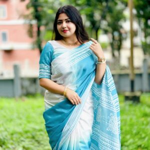 Half Silk Digital Printed white and blue Saree with Blouse Piece |