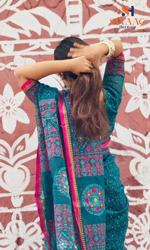 Premium Cotton Saree in Teal Green with Pink Border–Festive Wear Saree - Image 4