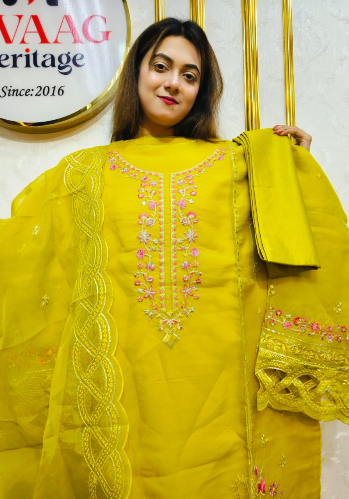 Premium Zari Embroidered organza 3 Piece Unstitched Dress - Image 5