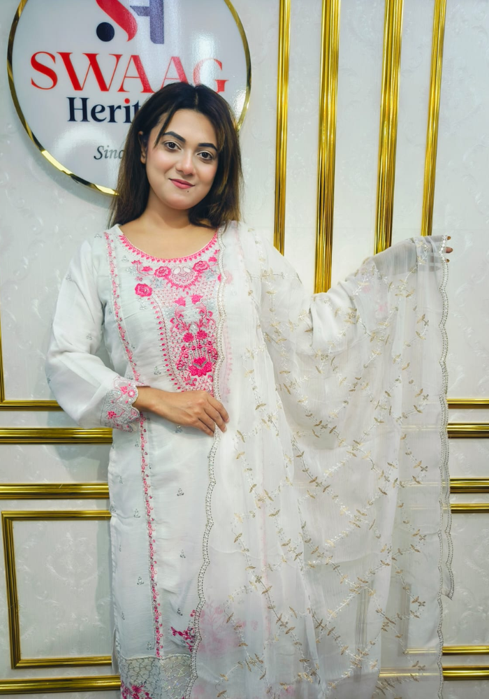 premium-chiffon Georgette Embroidered 3-Piece Set - Image 8